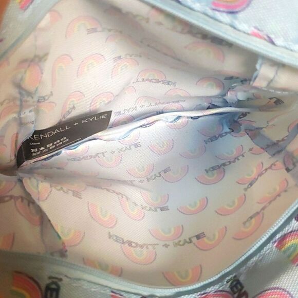 Kendall and Kylie Rainbow Backpack 🌈 - Picture 5 of 5